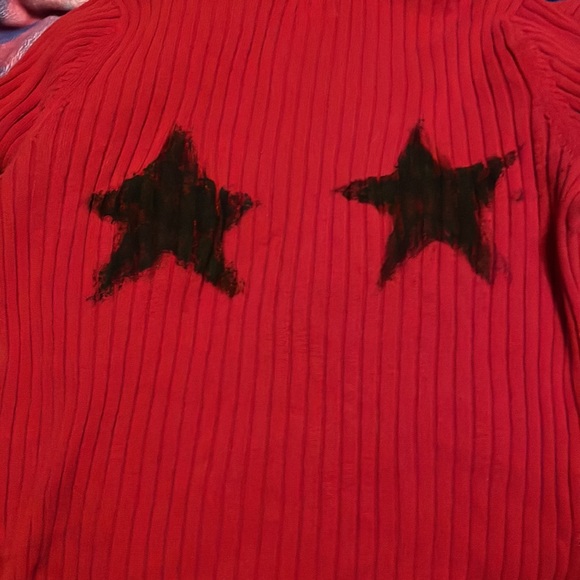 Crofts&Barrow Red Turtleneck Sweater With Painted Stars ❤️🖤❤️ - Picture 3 of 4
